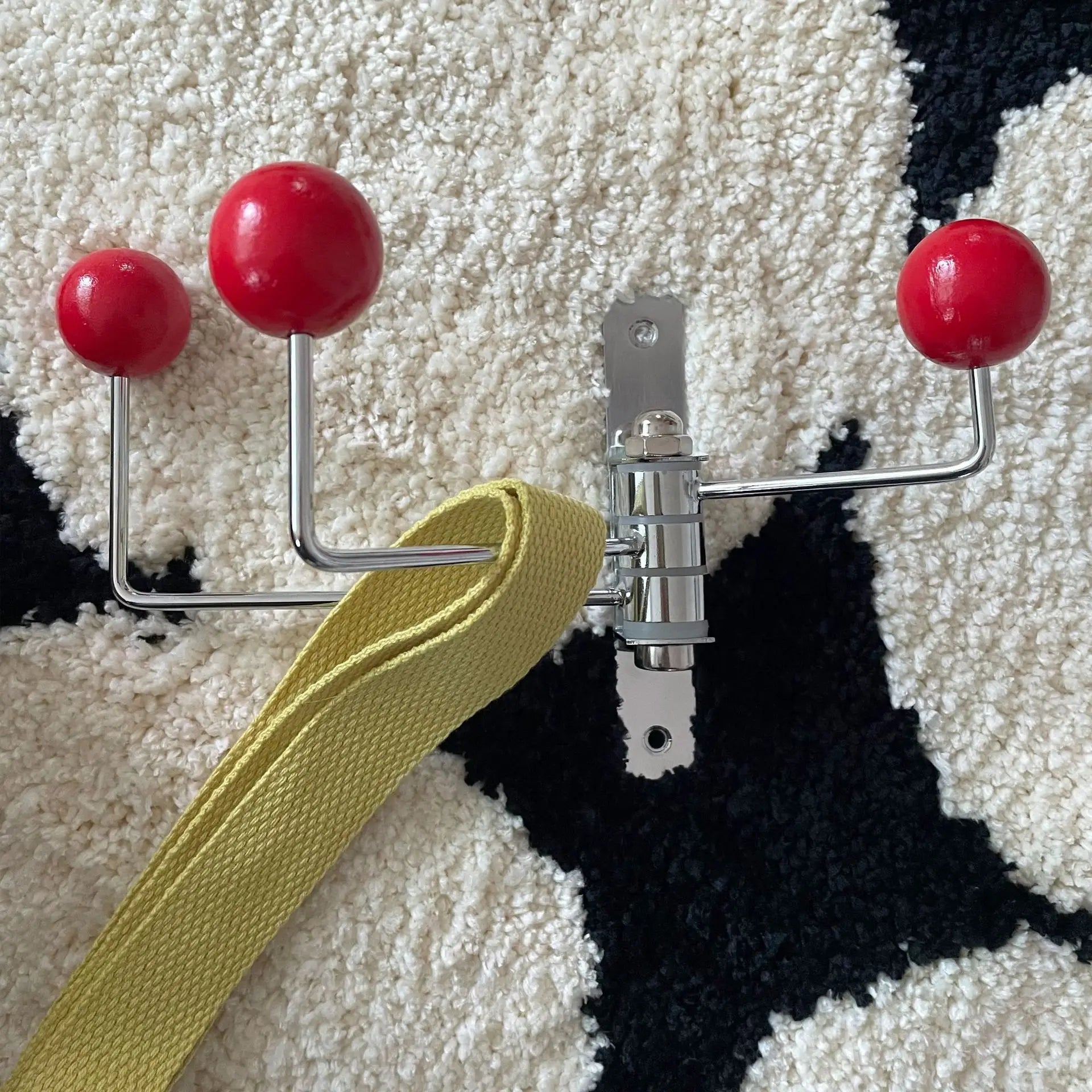 Rotating Iron Wall Hook with Wooden Tips