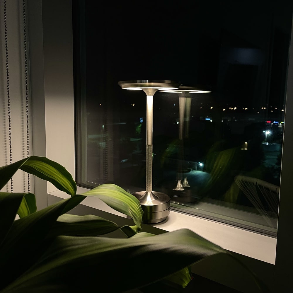 Nara Cordless Aluminium Table Lamp